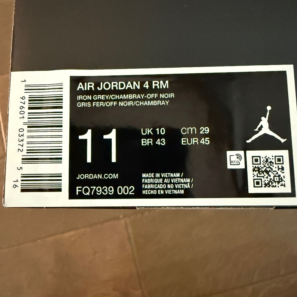 Men’s Athletic shoes